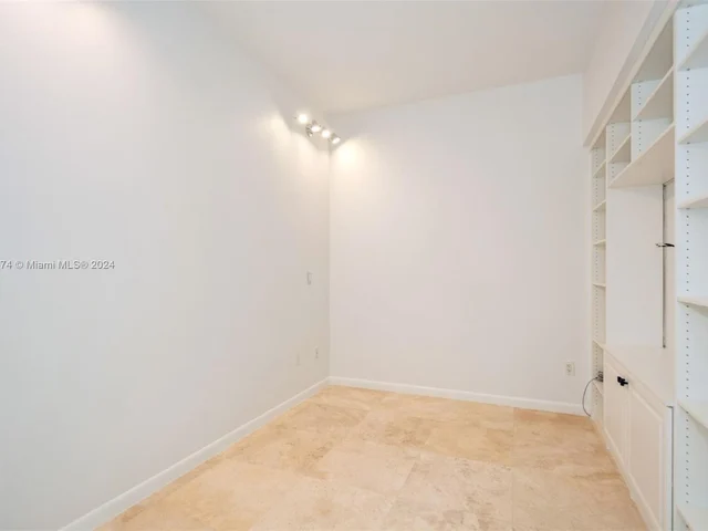 1819 SE 17th St # 507, Fort Lauderdale FL 33316