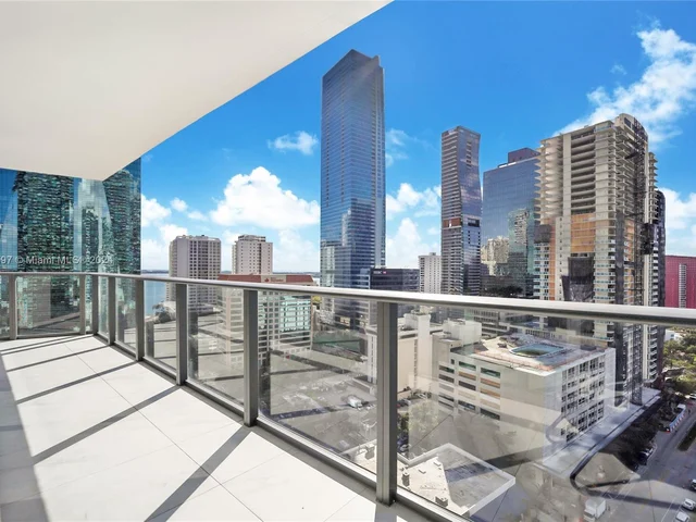 1300 S Miami Ave # 1705, Miami FL 33130