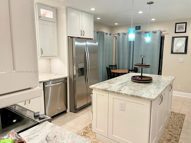 6731 NW 26th Way, Fort Lauderdale FL 33309