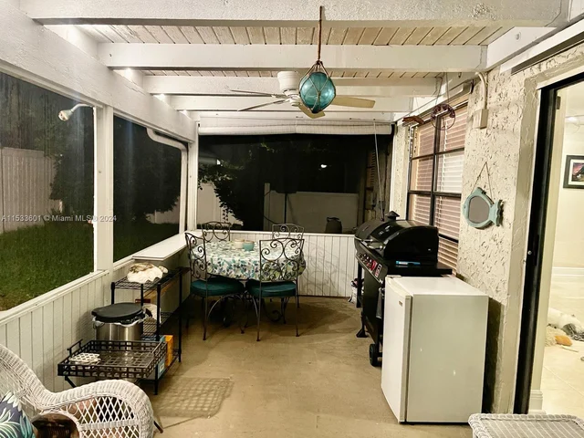 6731 NW 26th Way, Fort Lauderdale FL 33309