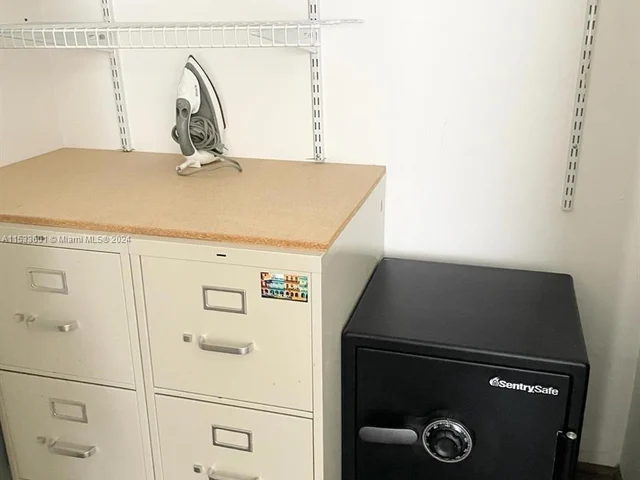 6731 NW 26th Way, Fort Lauderdale FL 33309