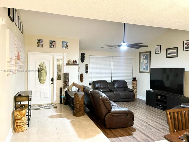 6731 NW 26th Way, Fort Lauderdale FL 33309