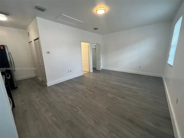 16934 sw SW 92nd St cir, Miami FL 33196