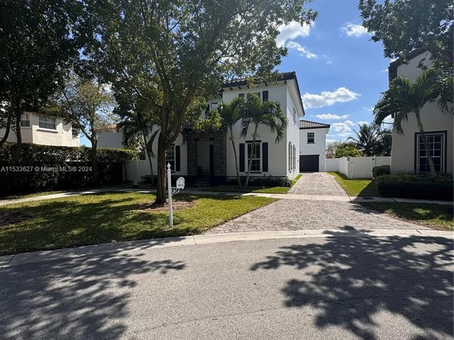 16934 sw SW 92nd St cir, Miami FL 33196