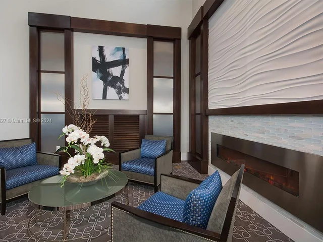 16934 sw SW 92nd St cir, Miami FL 33196