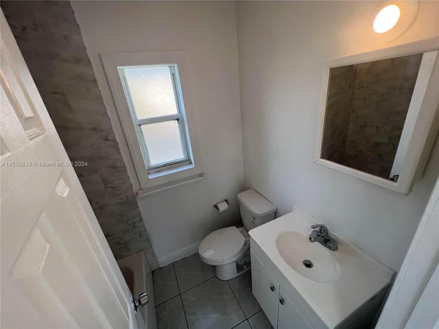 1935 SW 2nd St # 2, Miami FL 33135