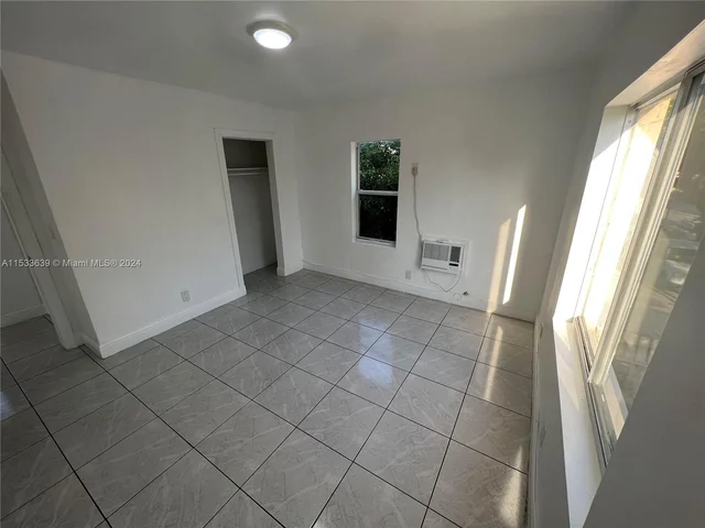 1935 SW 2nd St # 2, Miami FL 33135