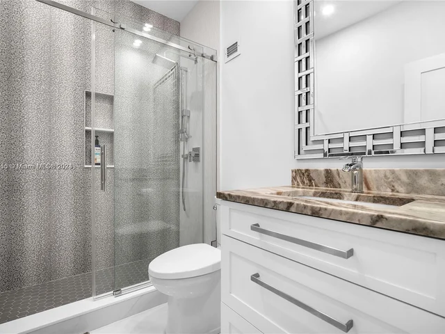 1600 S Ocean Dr, Hollywood FL 33019