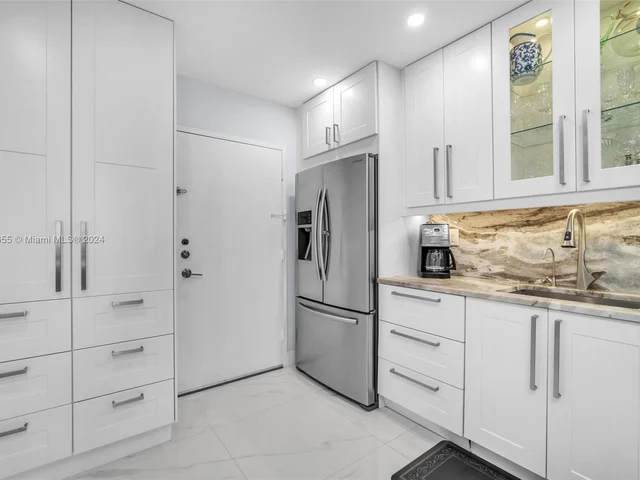 1600 S Ocean Dr, Hollywood FL 33019