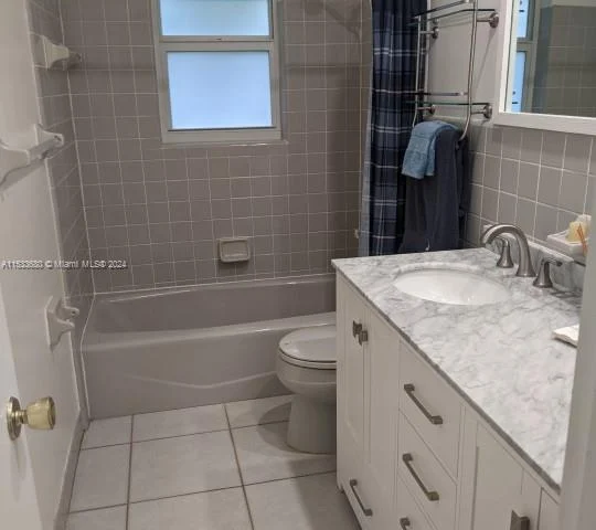 4460 NW 19th Ave, Oakland Park FL 33309