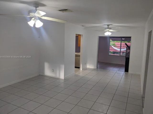 4460 NW 19th Ave, Oakland Park FL 33309