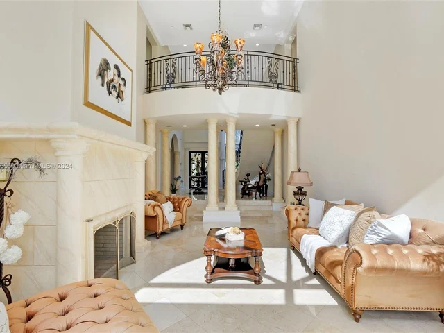 16990 SW 184th St, Miami FL 33187