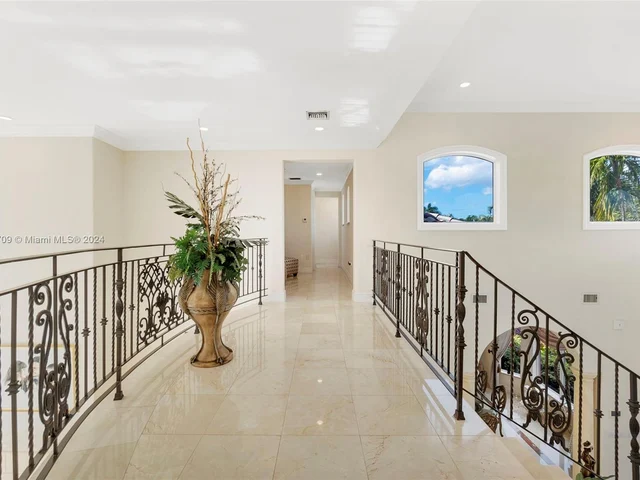 16990 SW 184th St, Miami FL 33187