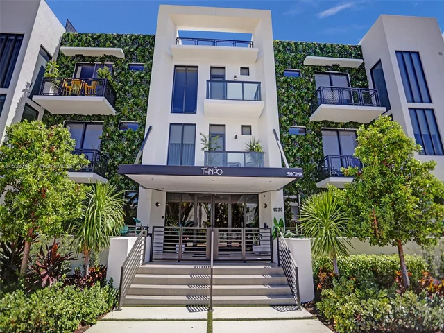 1030 15th St # 207, Miami Beach FL 33139