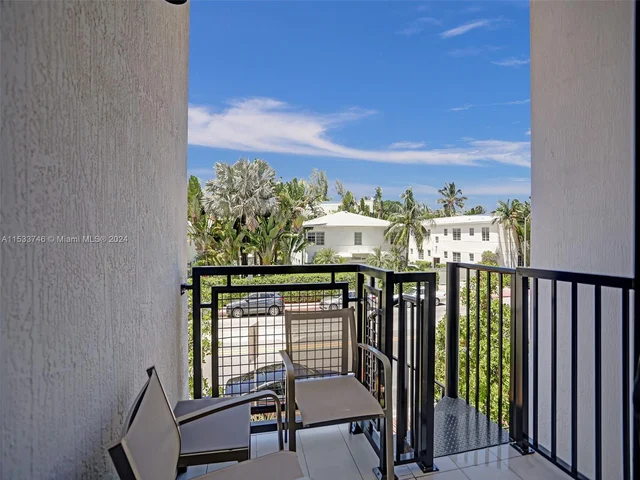 1030 15th St # 207, Miami Beach FL 33139