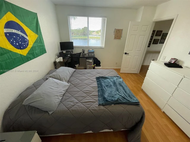 770 Stanton Dr, Weston FL 33326