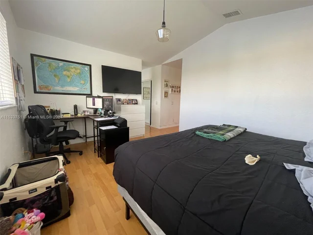 770 Stanton Dr, Weston FL 33326