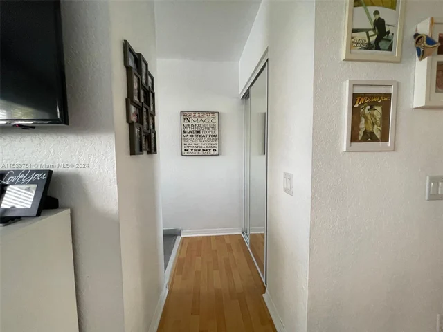 770 Stanton Dr, Weston FL 33326