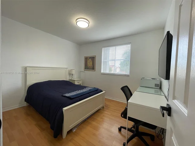 770 Stanton Dr, Weston FL 33326