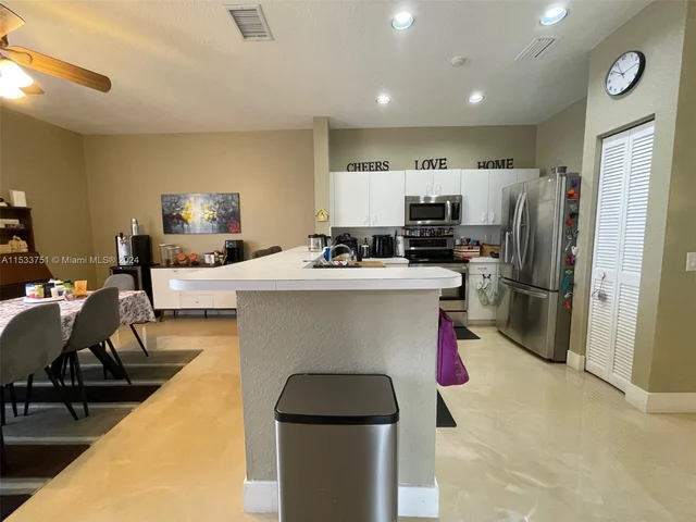 770 Stanton Dr, Weston FL 33326