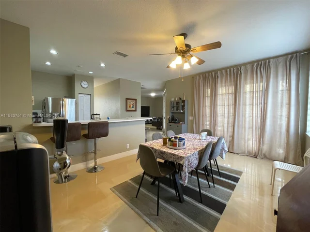 770 Stanton Dr, Weston FL 33326