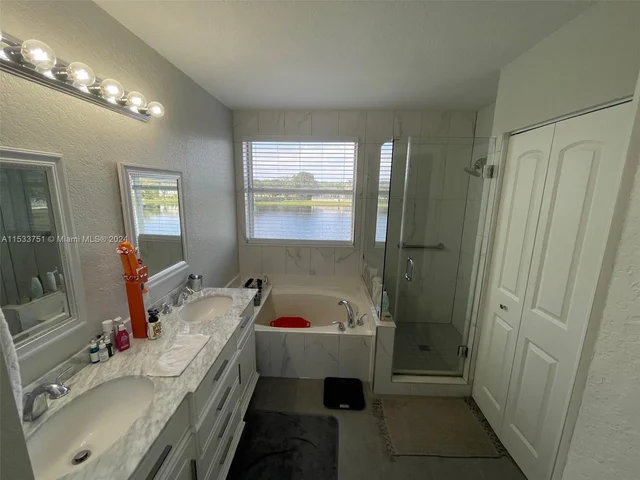 770 Stanton Dr, Weston FL 33326