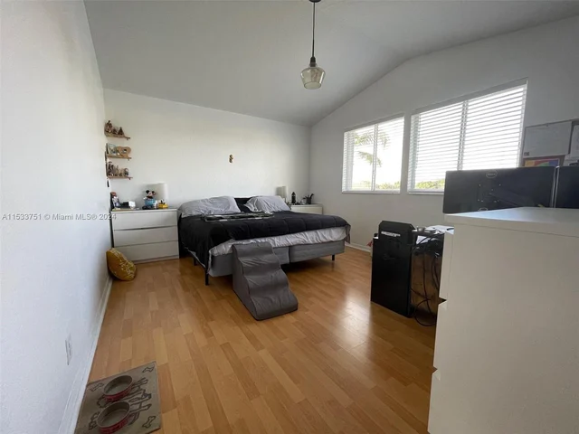 770 Stanton Dr, Weston FL 33326