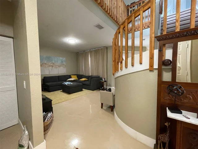 770 Stanton Dr, Weston FL 33326