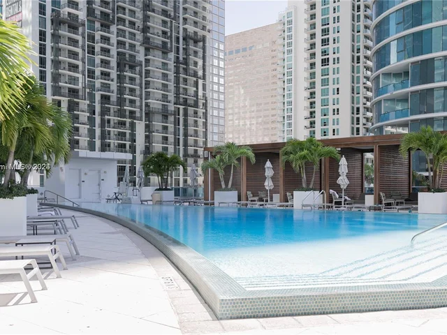 200 Biscayne Boulevard Way # 4501, Miami FL 33131