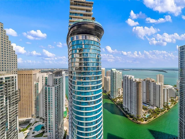 200 Biscayne Boulevard Way # 4501, Miami FL 33131