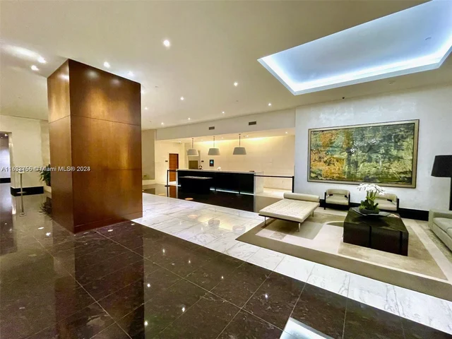 200 Biscayne Boulevard Way # 4501, Miami FL 33131