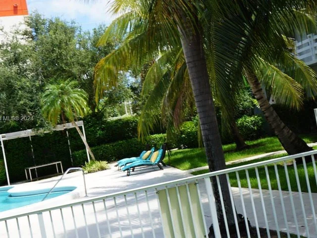 1631 NE 114th St # 301, Miami FL 33181