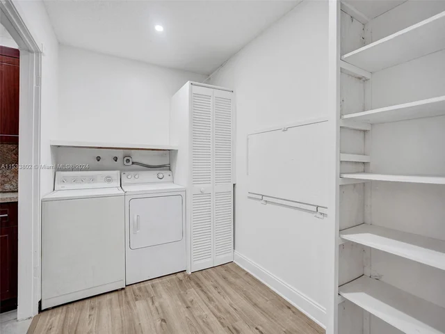 2251 NW 29th Ter, Fort Lauderdale FL 33311