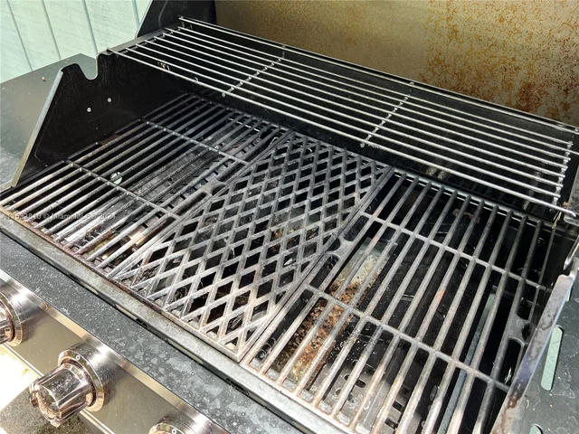 2220 Roosevelt St, Hollywood FL 33020