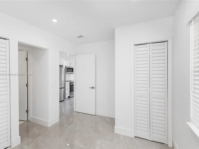 2320 NW 55th St # 2320, Miami FL 33142