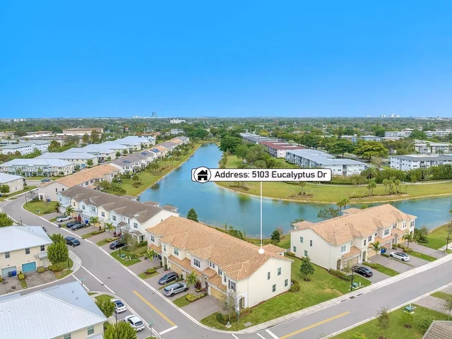 5103 Eucalyptus Dr, Hollywood FL 33021