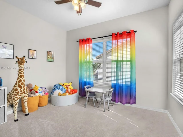 5103 Eucalyptus Dr, Hollywood FL 33021