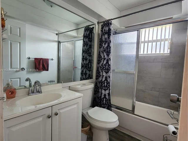 232 E Saxony E # 232, Delray Beach FL 33446