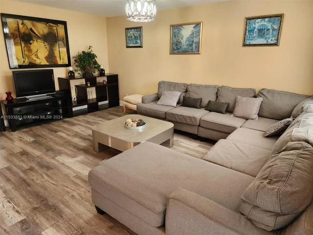 232 E Saxony E # 232, Delray Beach FL 33446