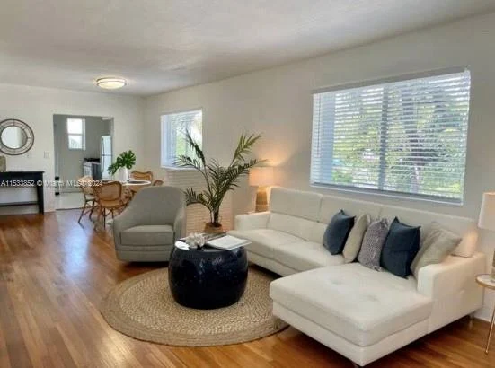 330 86th St # 7, Miami Beach FL 33141