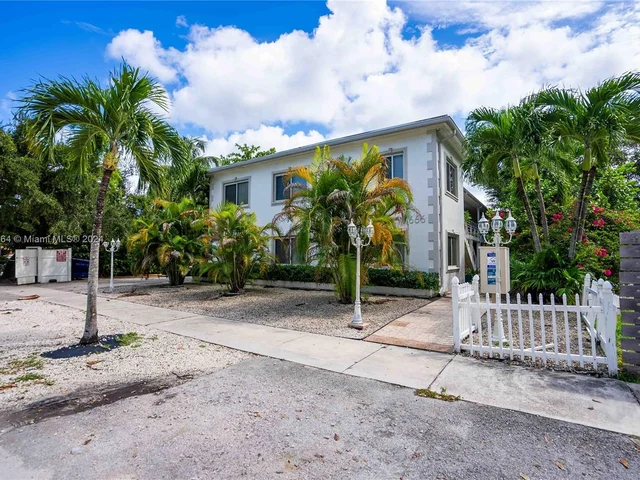 666 NE 80th St # 6, Miami FL 33138