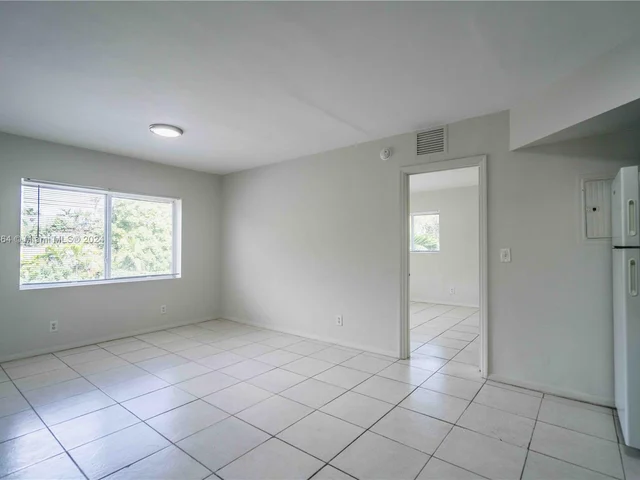 666 NE 80th St # 6, Miami FL 33138