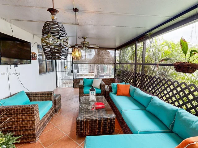 13351 SW 268th Ter, Homestead FL 33032