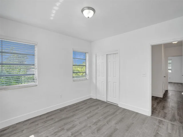 4172 Chase Ave # 12, Miami Beach FL 33140