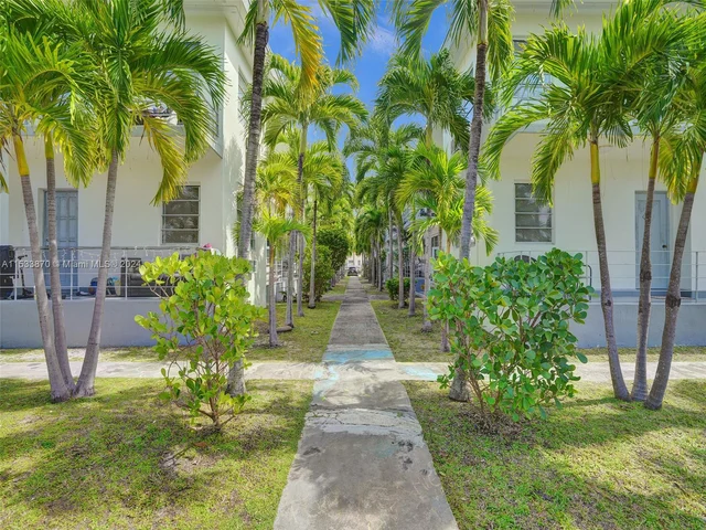 4172 Chase Ave # 12, Miami Beach FL 33140