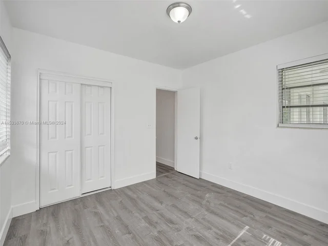 4172 Chase Ave # 12, Miami Beach FL 33140