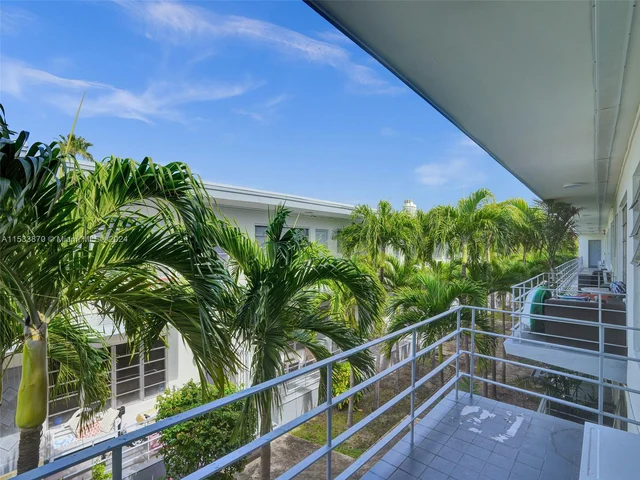 4172 Chase Ave # 12, Miami Beach FL 33140