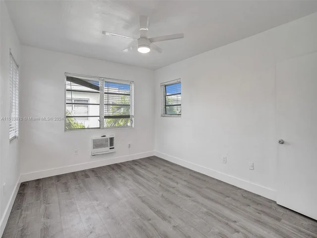 4172 Chase Ave # 12, Miami Beach FL 33140