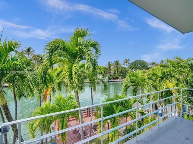 4172 Chase Ave # 12, Miami Beach FL 33140