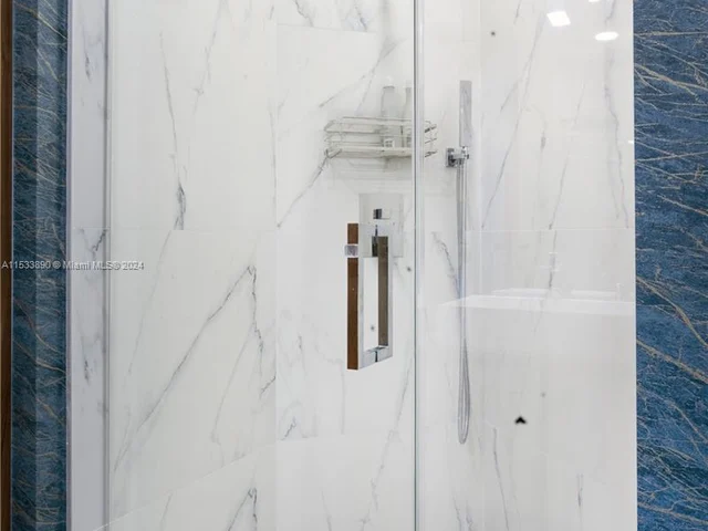 350 S Miami Ave # 4103, Miami FL 33130